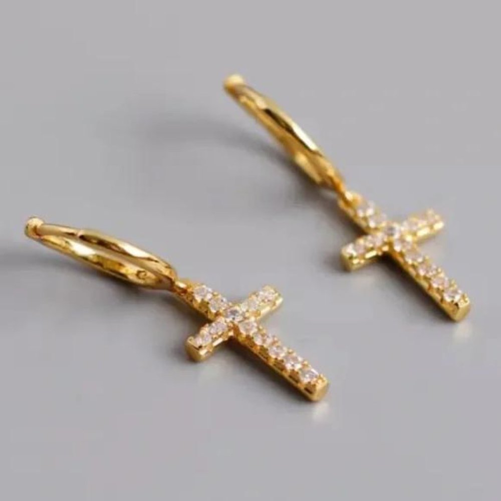 18K GOLD SHINY CROSS EARRINGS, NICE EARRINGS, CUTE EARRINGS - Picture 5 of 6